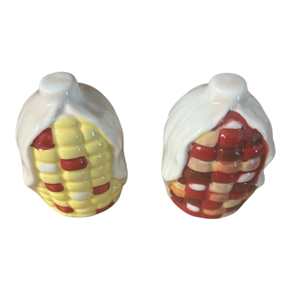 Cracker Barrel Corn Cob Salt and Pepper Shakers
